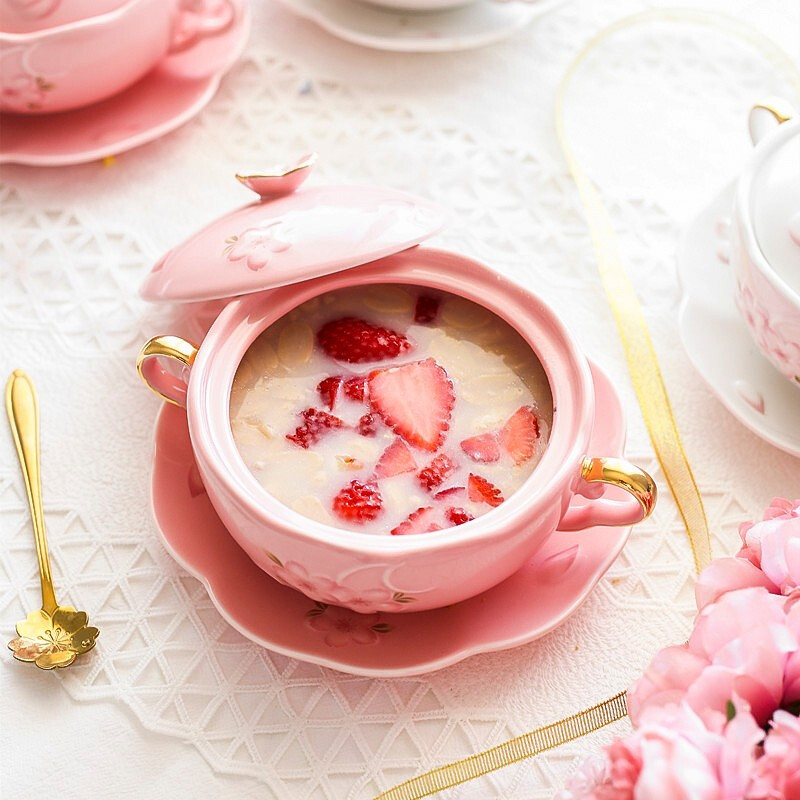 Jiayi Kitchen Japanese-style cherry blossom double-eared bowl with lid porridge bowl palace embossed sugar water dessert bowl steamed egg bowl ceramic bird's nest bowl stew pot white covered bowl + white plate + golden cherry blossom spoon