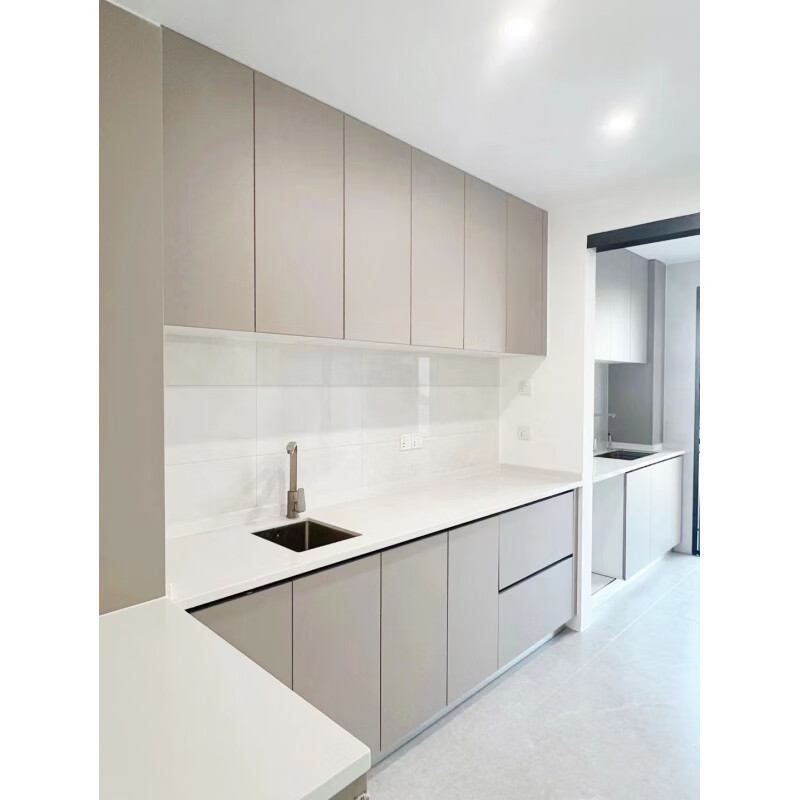 Xingfeng wardrobe door is customized, only the door is made, not the cabinet, European pine board handle-free, skin-feeling, high-gloss cabinet door, custom pet door panel, osb cabinet, PET European pine board, pur edge sealing/EO grade (shopkeeper)