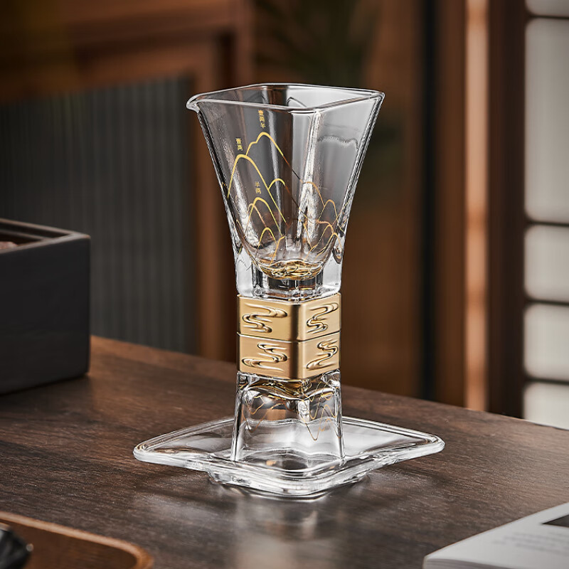 Imperial Palace Cultural and Creative Wine Set White Wine Glass Crystal Glass 6 Pots 6 Cups Gift Box High-end Birthday Gift Single Pack