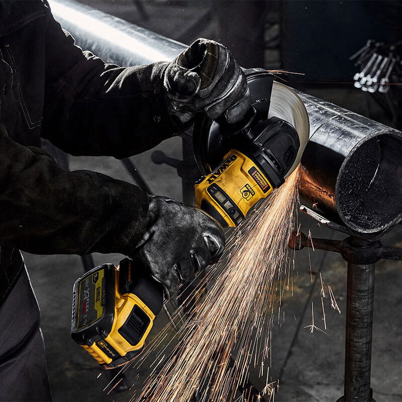 DEWALT 60V lithium battery rechargeable brushless 180mm angle grinder DCG440 metal concrete stone grinding and cutting machine DCG440N two batteries and one charge 6.0A