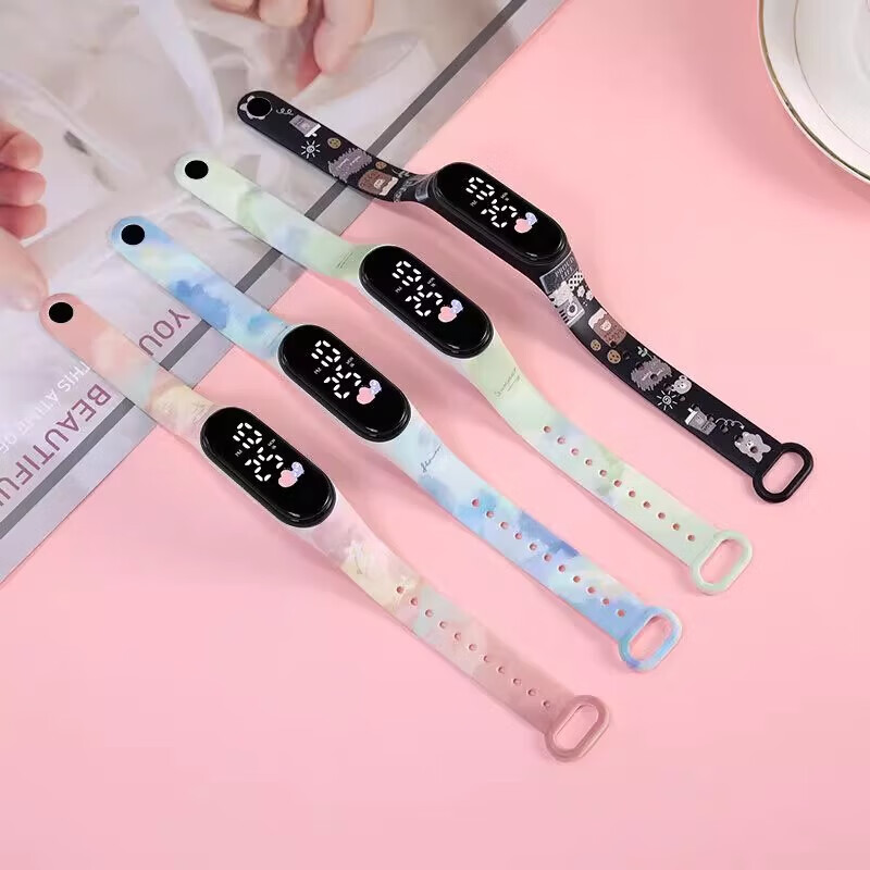 Elementary school students' watches only tell time, forest girls, middle and high school girls, good-looking children's electronic sports bracelets for boys and girls, pastel white flowers