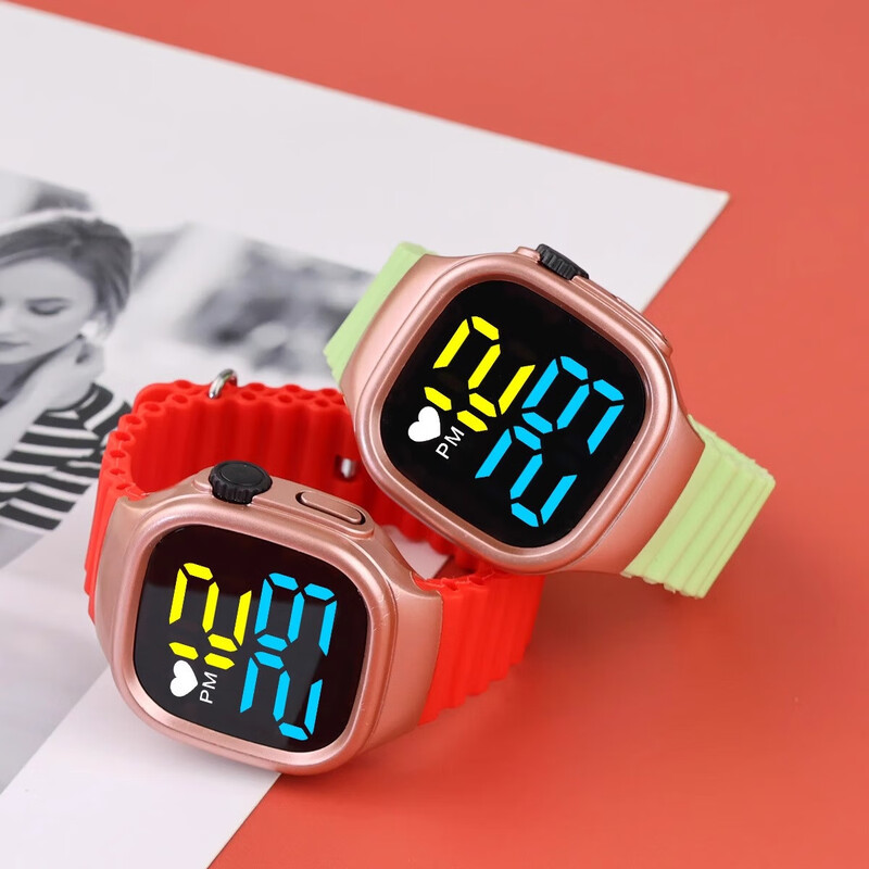 New fashionable color display sports luminous LED electronic watch marine with LED buttons student electronic watch black