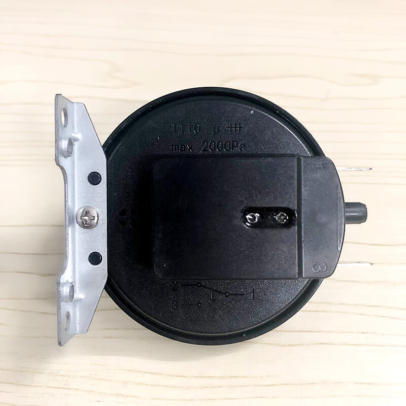 Suitable for gas water heater wind pressure switch A410G-F006 natural gas E5 wind control switch single nozzle accessories 39/65Pa Jiuhe single hole