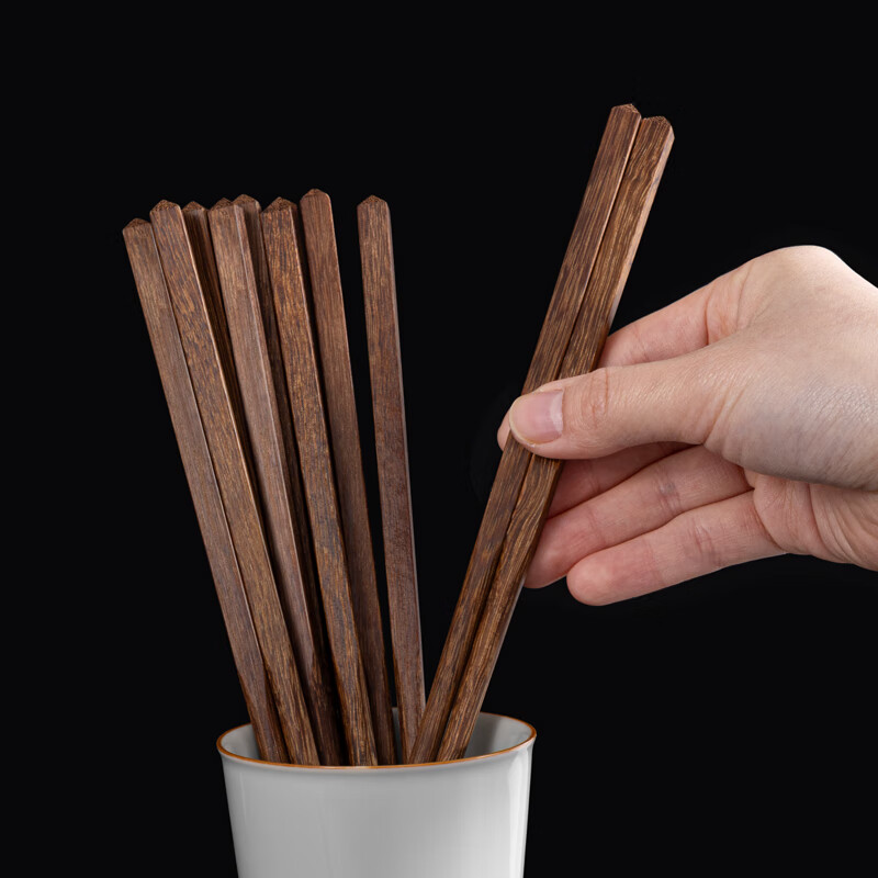 Thousand-year-old love wood chicken wing wood household Chinese chopsticks no paint no wax anti-mildew anti-slip hotel tableware 10 pairs kz0004