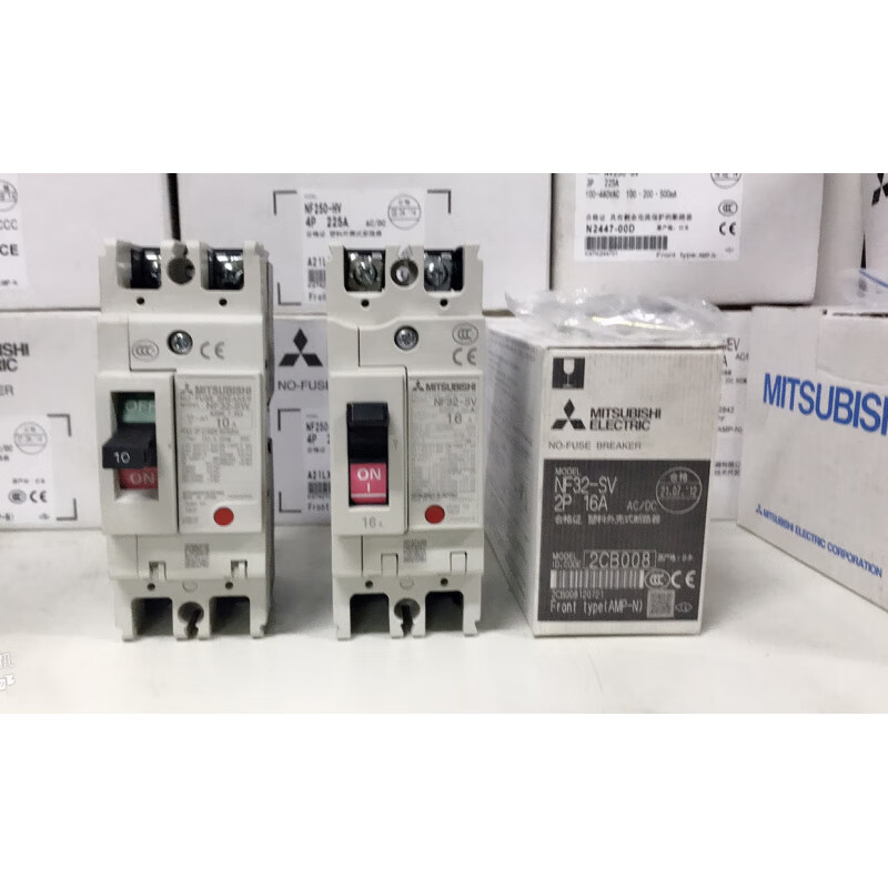 Mitsubishi MCCB plastic case circuit breaker NF63-CW CV 2p 3p 60504032A 32A 3P