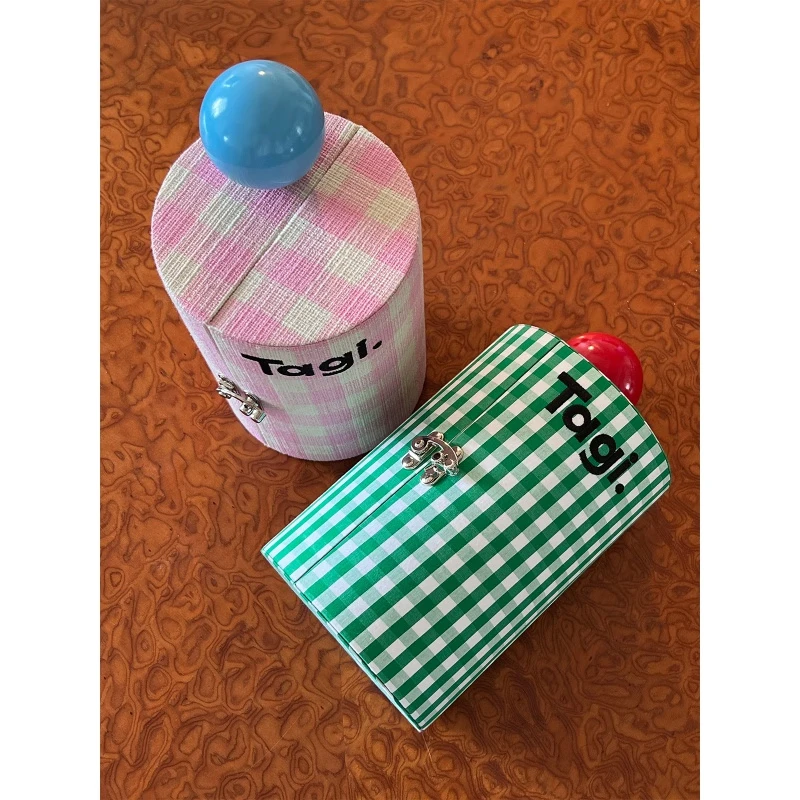 Tagi. Smart Signal Rotating Jewelry Box Desktop Storage Box Portable Jewelry Box New Year Gift-Sea Salt Berry