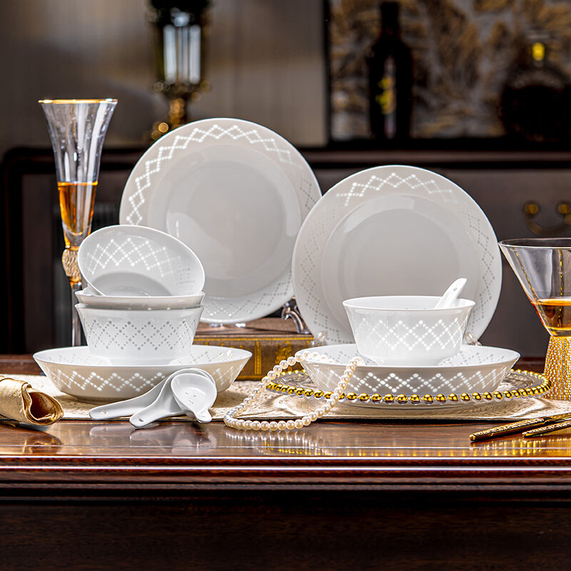 Rich Jade Ceramics Jingdezhen tableware complete set of underglaze colored exquisite porcelain bowls high-end household pure white dishes set Xingyao 16 pieces