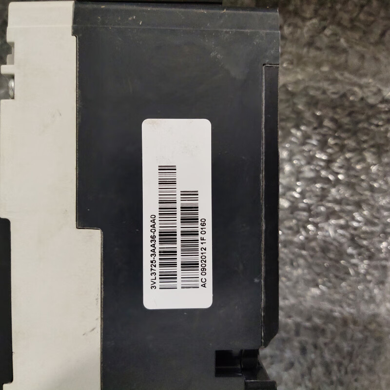 Siemens molded case circuit breaker VL250N 3P 200A 250A adjustable with MX and auxiliary Siemens molded case circuit breaker VL250N 3P 200A 25