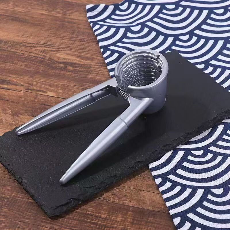 Bodenju thickened walnut clamp peeling core and clamping pecan tool household multi-functional walnut nut artifact hazelnut pliers multi-function single clamp