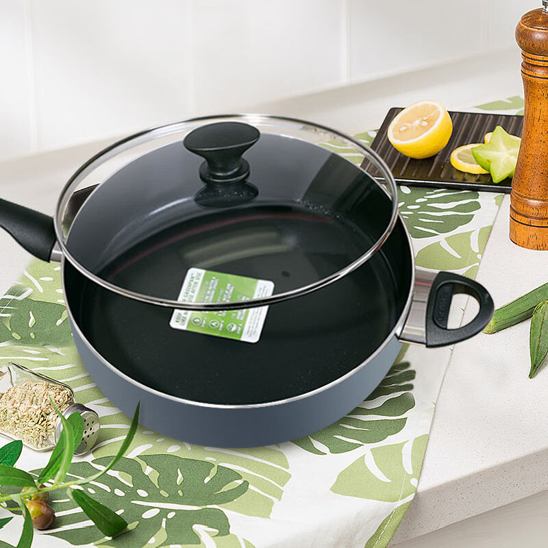 U.S. imported GreenPan ceramic-coated flat-bottomed non-stick wok frying pan with lid for kitchen use