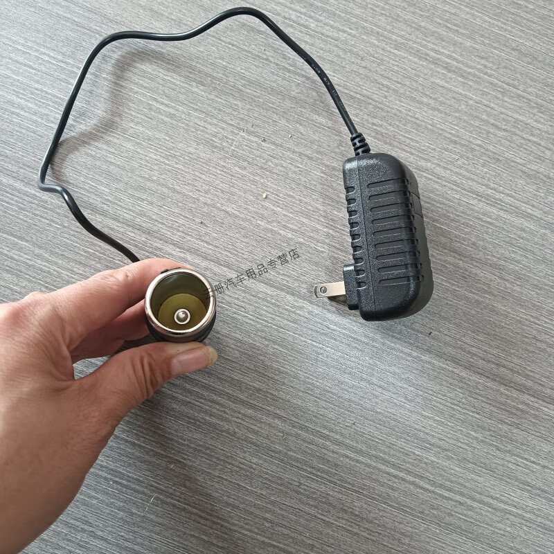 220V to 24V 12v cigarette lighter port power converter transformer car fan to household conversion plug 220V to 24V female socket