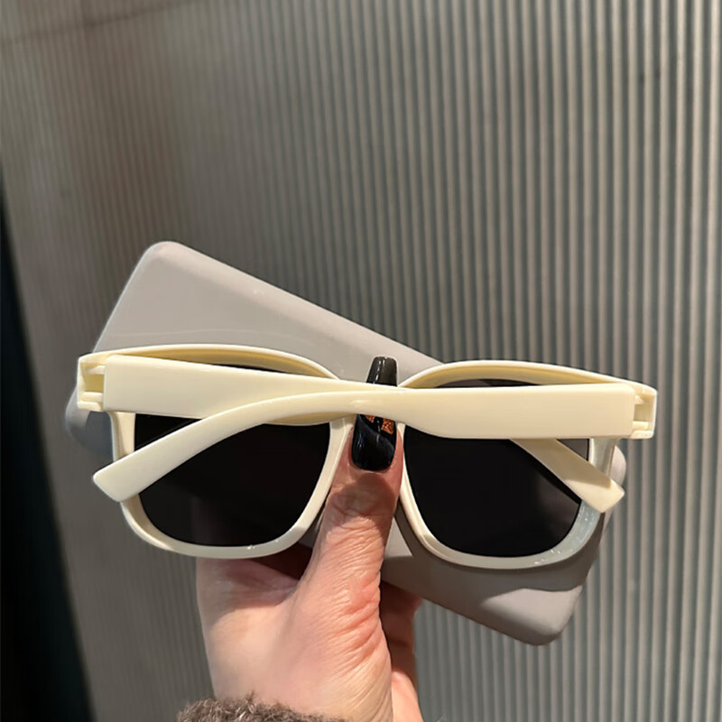 Boshide set of glasses, sunglasses, sunglasses set for myopia glasses, anti-glare polarized sunglasses for driving, off-white frame polarizer
