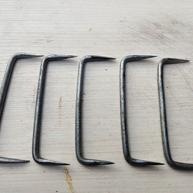 Vinoa nails, horse king nails, leech nails, two-headed nails, construction nails, industrial and mining nails, pick-up nails, ship nails, claw nails, claw nails, curium nails, 6 thick, 10 cm long, 10 pieces