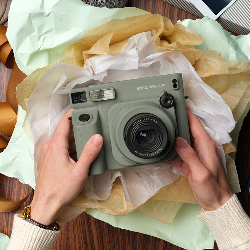 Fuji (FUJIFILM) instax wide400 instant wide format camera photo paper one-click shooting point-and-shoot camera best friend travel holiday birthday gift wide400 wilderness green official standard package including camera standard + wilderness totem accessory box (including 20 photos)