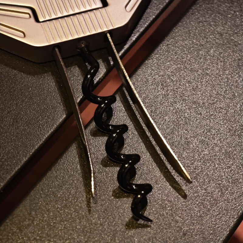 French brand red wine bottle opener, wine opener, home use red wine opener, old wine knife, cork, old wine knife (bare knife without packaging)