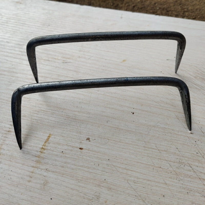 Vinoa nails, horse king nails, leech nails, two-headed nails, construction nails, industrial and mining nails, pick-up nails, ship nails, claw nails, claw nails, curium nails, 6 thick, 10 cm long, 10 pieces