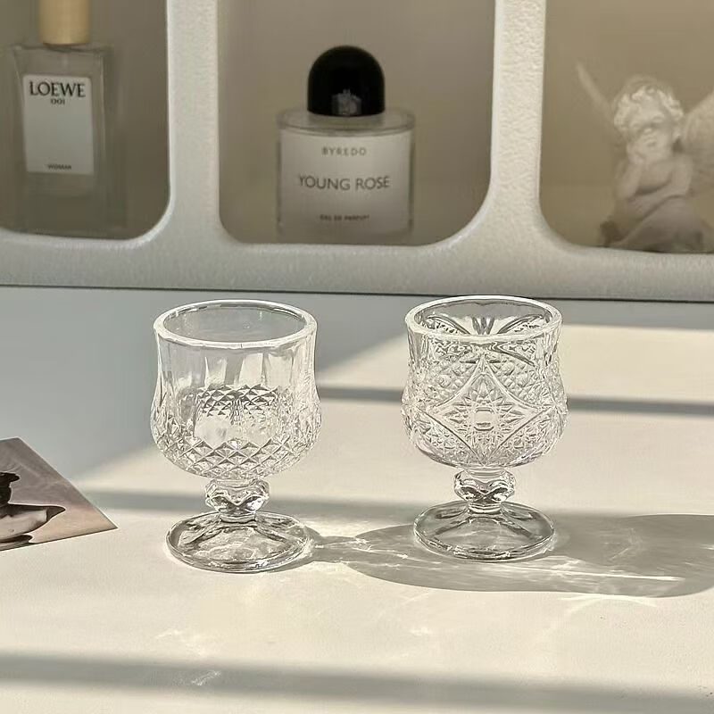Reputation 6-pack engraved glass mini fruit wine cup exquisite high-foot wine glass high-value small wine glass one-cup engraved small wine glass 50ml 6-pack