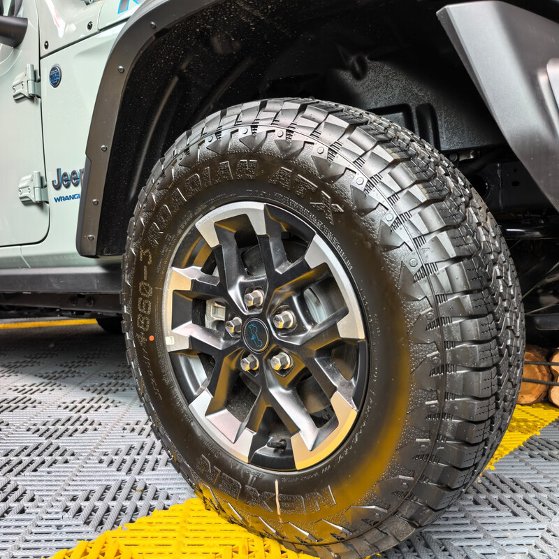 Deposit of 500 yuan Jeep Wrangler Robin Hood imported four-wheel drive Rubicon hardcore off-road