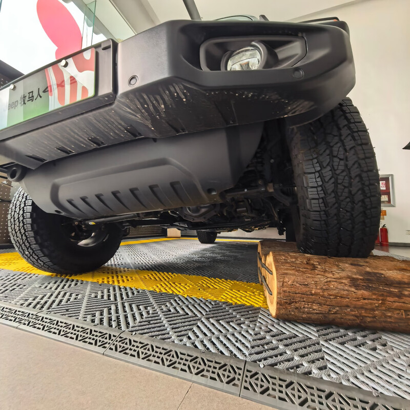 Deposit of 500 yuan Jeep Wrangler Robin Hood imported four-wheel drive Rubicon hardcore off-road