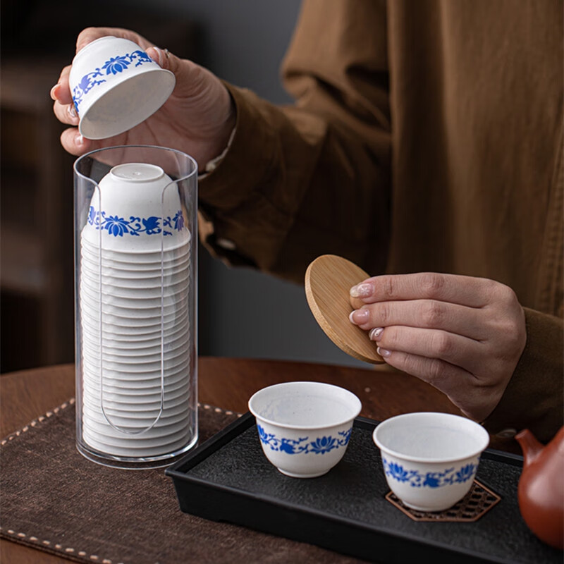 Fantasy rice husk blue and white porcelain disposable kung fu tea cup thickened anti-scalding national style small tea cup tea set hospitality items 500 pieces blue and white free cup holder