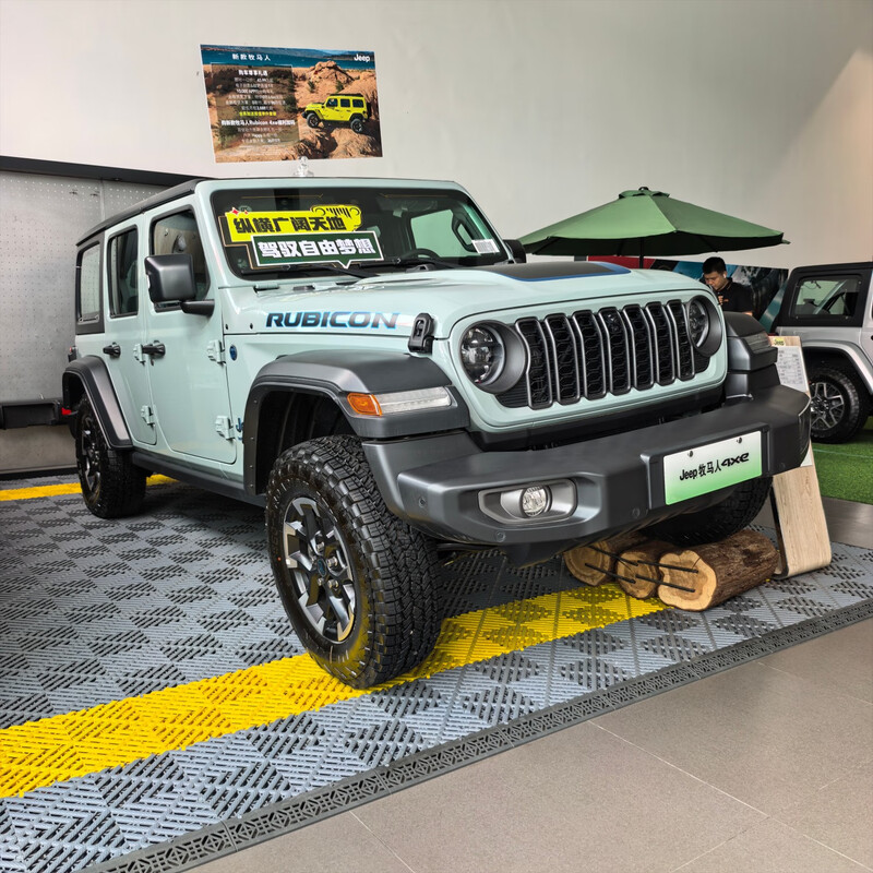 Deposit of 500 yuan Jeep Wrangler Robin Hood imported four-wheel drive Rubicon hardcore off-road