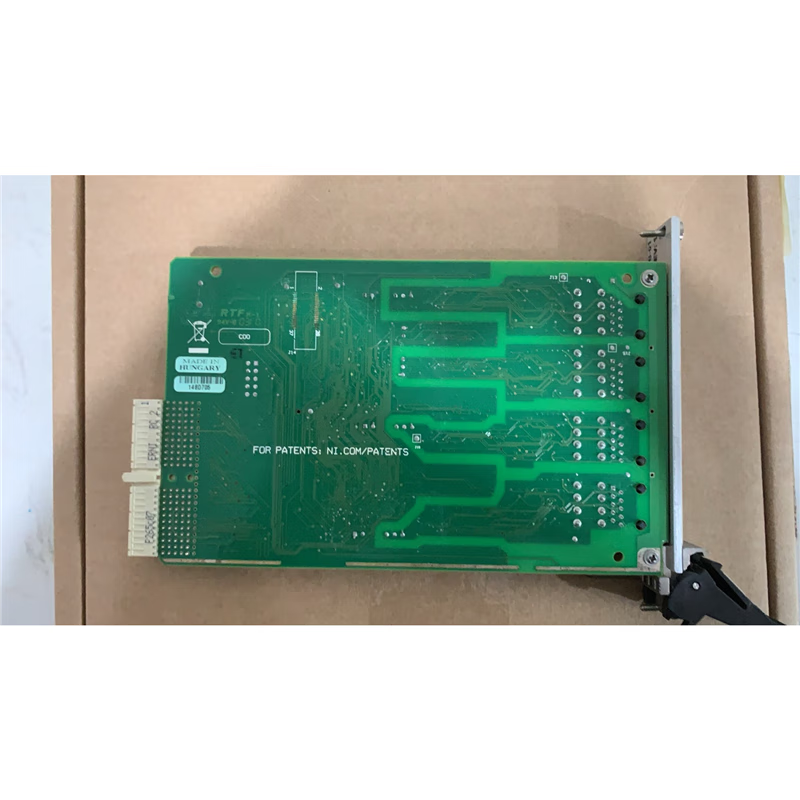 Shantou Lincun PXI-8433/4 (PXI serial instrument control module) PXI-8433/4 433/4