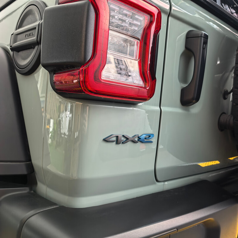 Deposit of 500 yuan Jeep Wrangler Robin Hood imported four-wheel drive Rubicon hardcore off-road