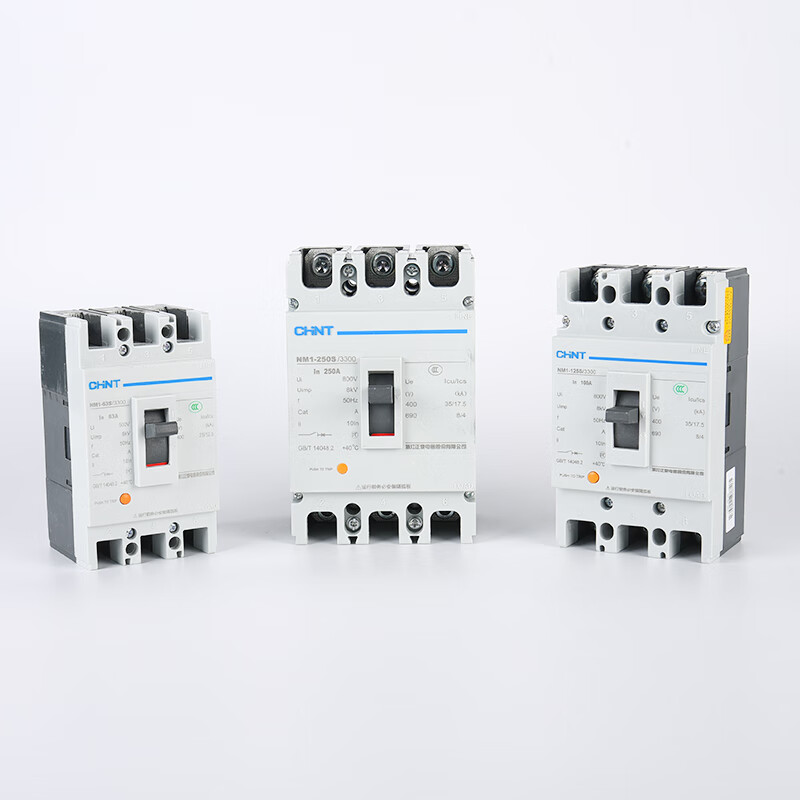 Chint plastic case circuit breaker NM1-125S/100A160A200A400A plastic case air switch 3P/4P 200A 4p