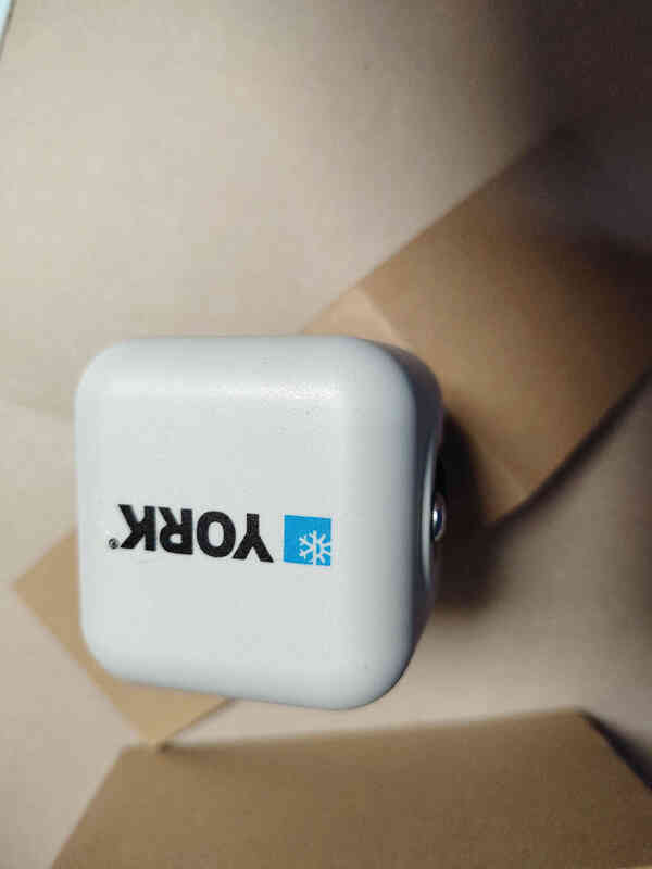 York original water flow switch 024W26116-002