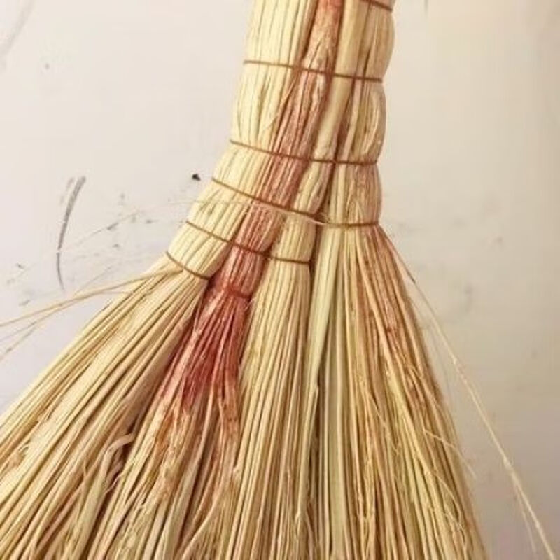 Bun Peng broom, golden seedling sorghum, thick sweeping, rural old-fashioned broom, handmade household broom, school courtyard sanitation, reinforced and durable, about 85 long