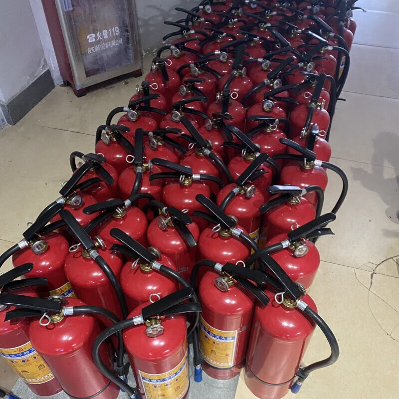 Shantou Lincun Guangdong portable fire extinguisher 4kg manufacturer refilled dry powder second-hand fire extinguisher commercial restaurant decoration Guang 4kg carbon dioxide 2 pieces