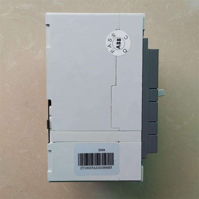 ABB molded case circuit breaker S3N250 3P 4P R160A200A250A three-phase circuit breaker, false one will compensate ten 200A 3P