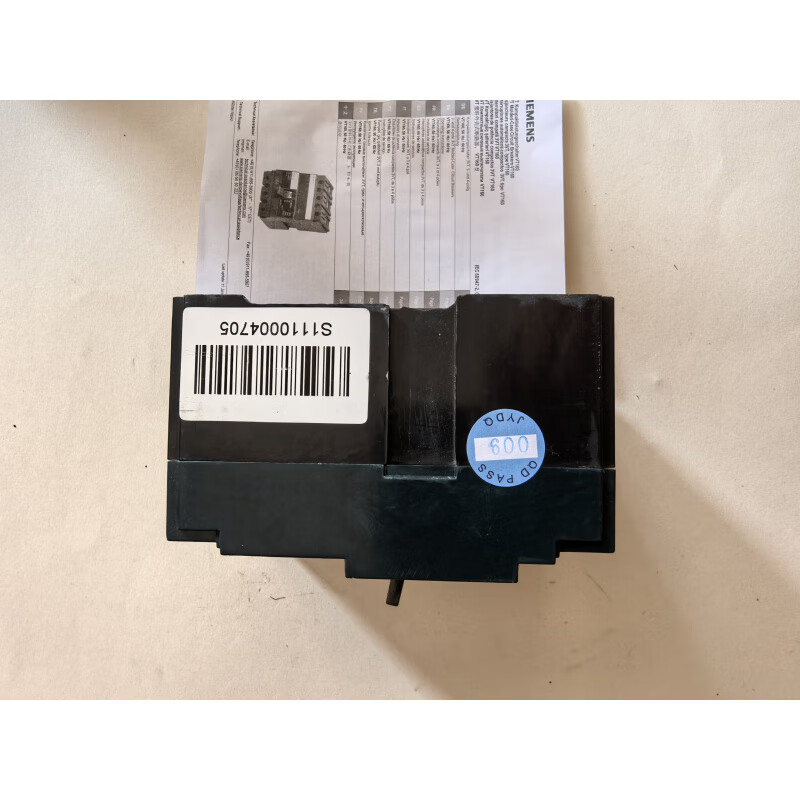 3VT8216-1AA03-0AA0, Siemens molded case circuit breaker 160A, 3P, in stock with original packaging