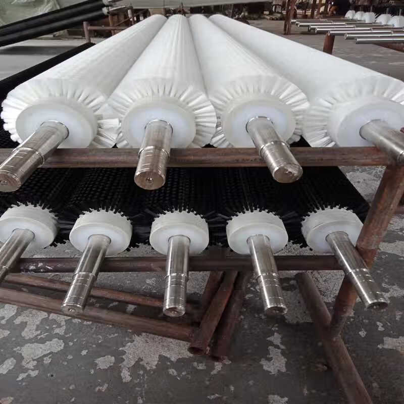 Yue Changsheng industrial brush roller dust removal glass cleaning machine brush roller brush spiral roller round brush conveyor belt cleaner scraper green