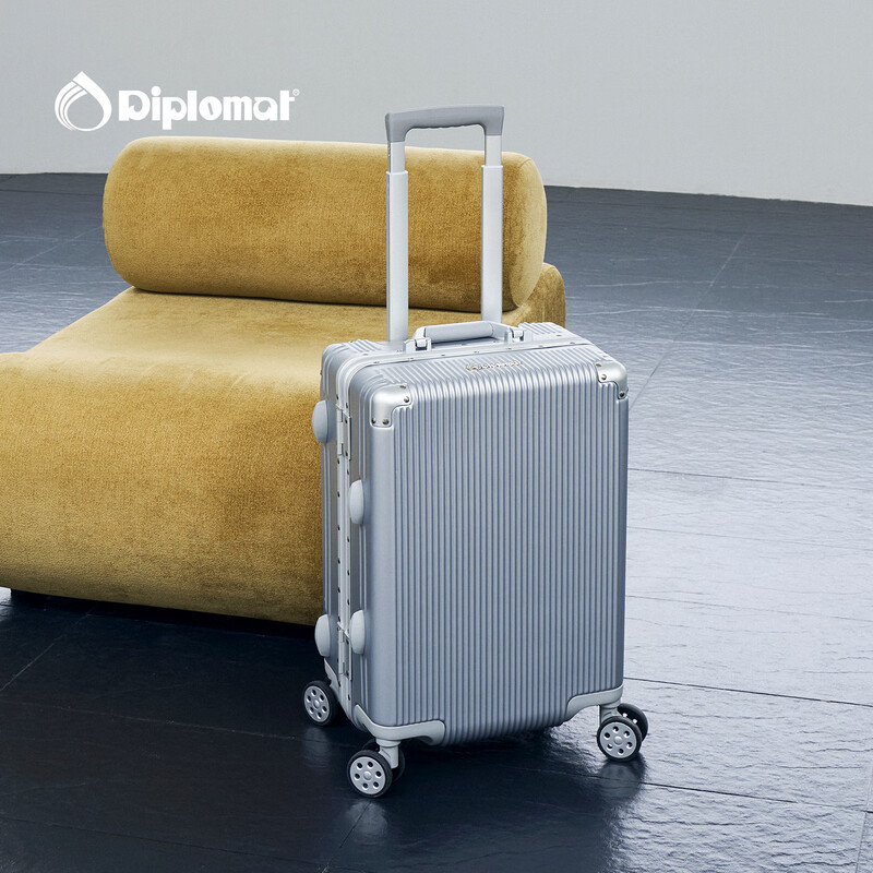 Diplomat diplomat suitcase with corner guards aluminum frame trolley case double TSA combination lock universal wheel suitcase TC-9183