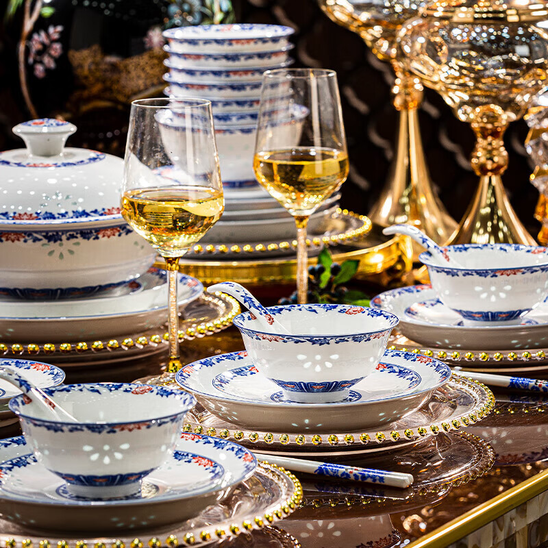 PUTU complete set of Jingdezhen blue and white exquisite porcelain underglaze color tableware and dishes set bowls and plates household housewarming gift 10-person blue and white exquisite underglaze red 68 pieces