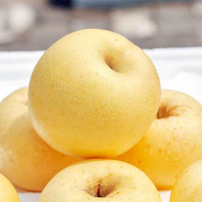 Jingdida Shandong Yantai Cream Fuji Apple, net weight 4.5 catties, single fruit 75mm+, direct shipping from the fruit source, free shipping