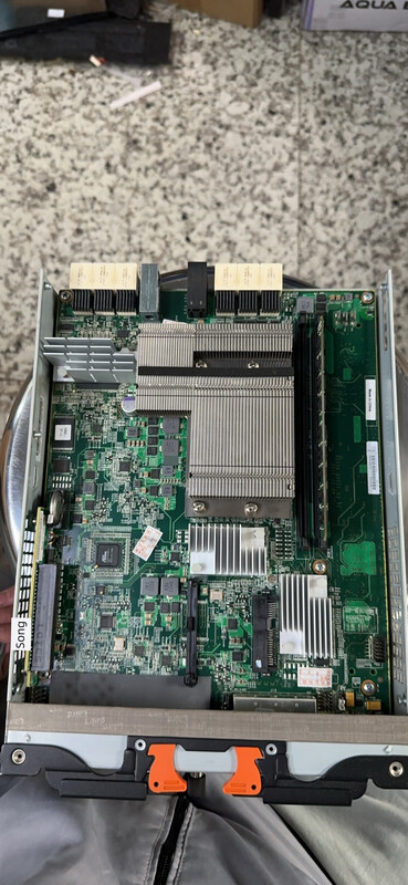 Original IBM V3500 V3700 V5000 storage controller provides test report installation and debugging