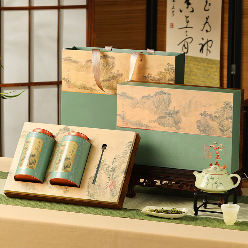Go find green tea Mingqian Longjing tea gift box 250g 2025 new tea spring tea new year gifts for elders