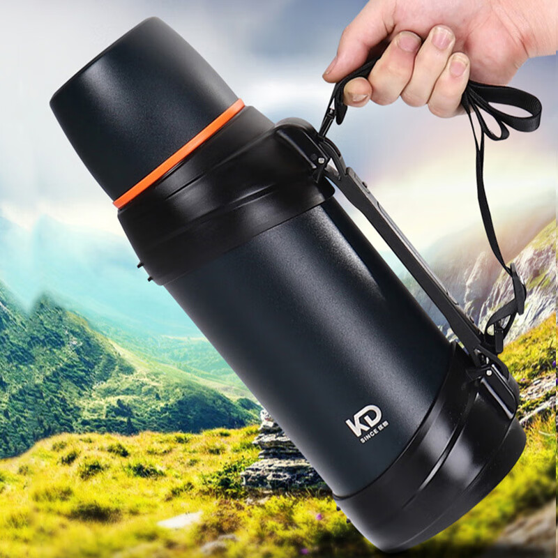 Kuang Di Hua Xiang Stainless Steel Vacuum Insulated Cup Camouflage Insulated Pot Outdoor Travel Kettle Extra Large Capacity Thermos Bottle True Color 2.5L