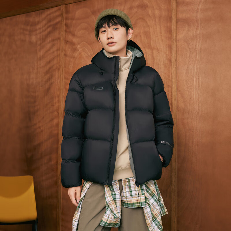 Flying in the snow 2025 new men's short outdoor high-fill hooded down jacket trendy bread thickened comfortable jacket