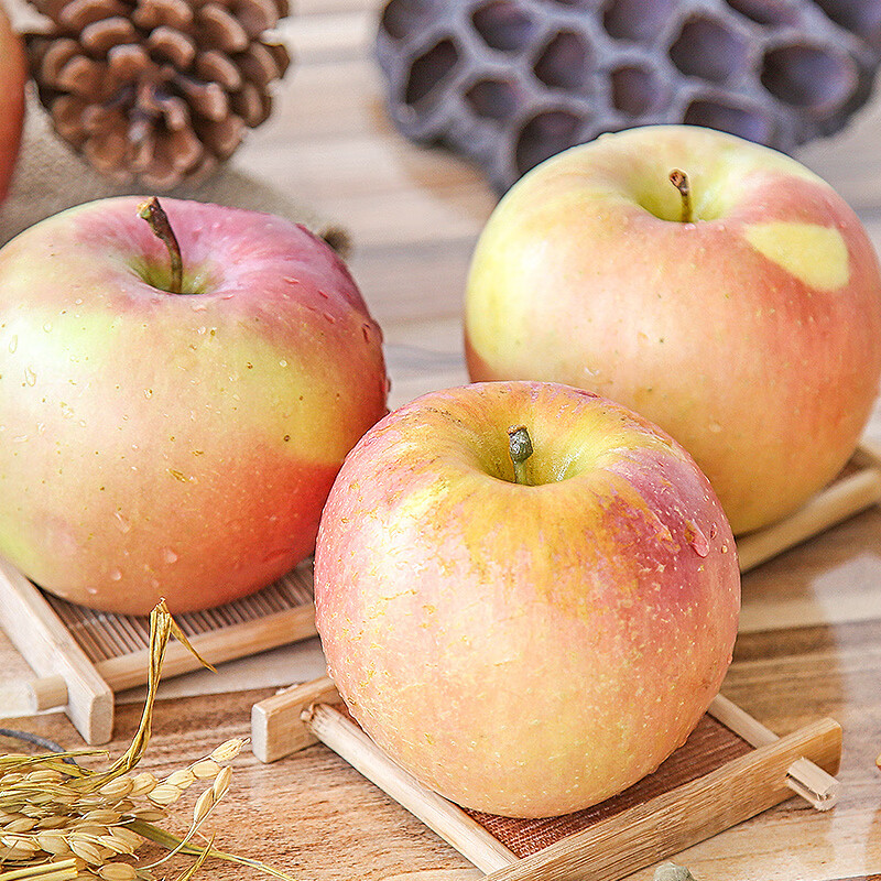 Hengxun Shaanxi Red Fuji Apple Fruit Crispy Sweet Ugly Apple Flat Fruit Rock Candy Heart Apple Fresh Fruit Fresh 5kg Preferred Pack Net Weight 4.5kg