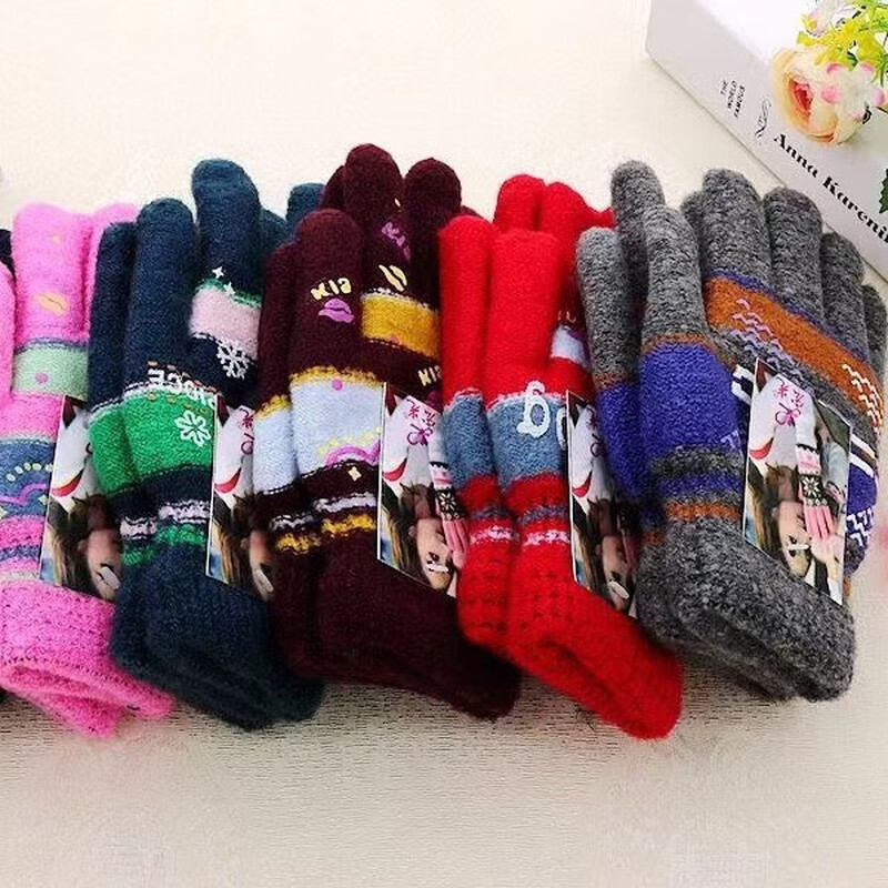 Motorcycle gloves double layer velvet thickened cold-proof warm gloves outdoor riding autumn and winter sports electric vehicle gloves mohair men's double layer random color one size fits all