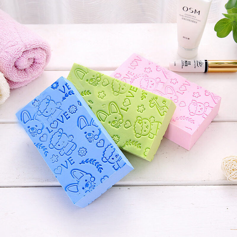 Shantou Lincun baby's special painless bath sponge baby bath decontamination wipe for home use_random color