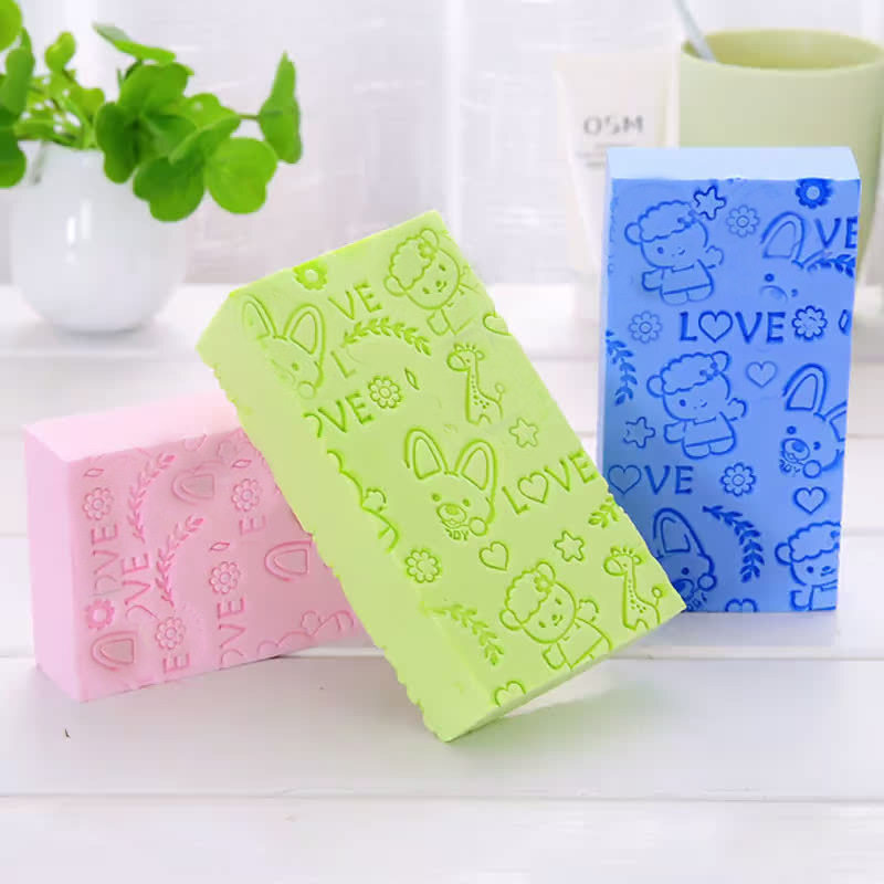 Shantou Lincun baby's special painless bath sponge baby bath decontamination wipe for home use_random color