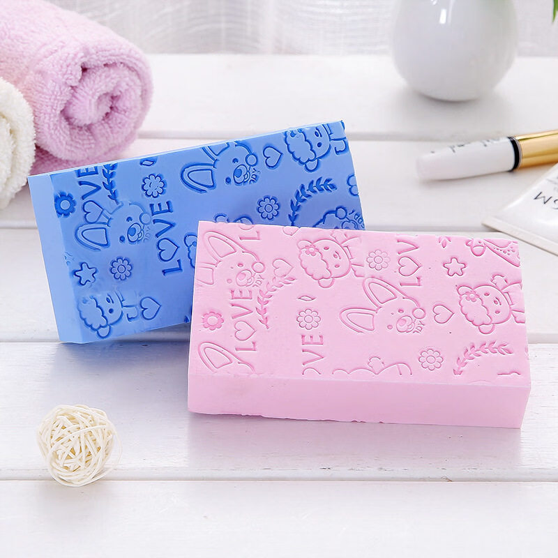 Shantou Lincun baby's special painless bath sponge baby bath decontamination wipe for home use_random color