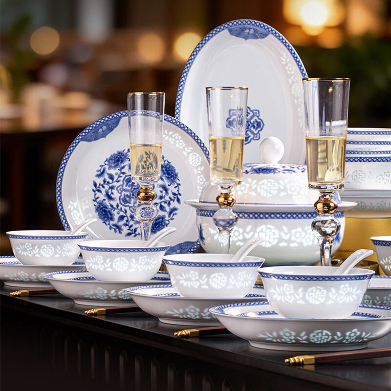 Manyuan Jingdezhen high-end 2026 new high-end exquisite exquisite porcelain housewarming gift tableware set light luxury bowl and plate set Wanhua eight treasures pattern exquisite 10-person configuration 58-piece set