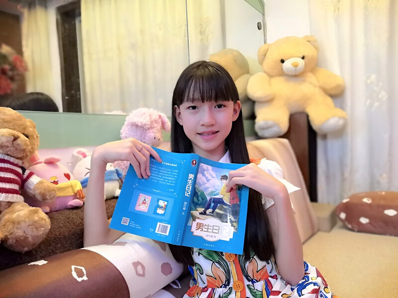 A Boy's Diary (a masterpiece by Hans Christian Andersen Award-nominated writer Yang Hongying, which helps boys aged 9-12 develop a sense of responsibility and sense of humor, and become real men)