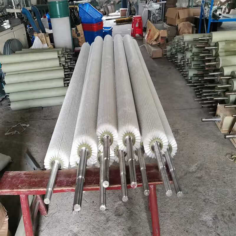 Yue Changsheng industrial brush roller dust removal glass cleaning machine brush roller brush spiral roller round brush conveyor belt cleaner scraper green