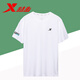 T-shirt à manches courtes pour hommes à manches courtes pour hommes à manches sportives à manches sportives à manches sportives.